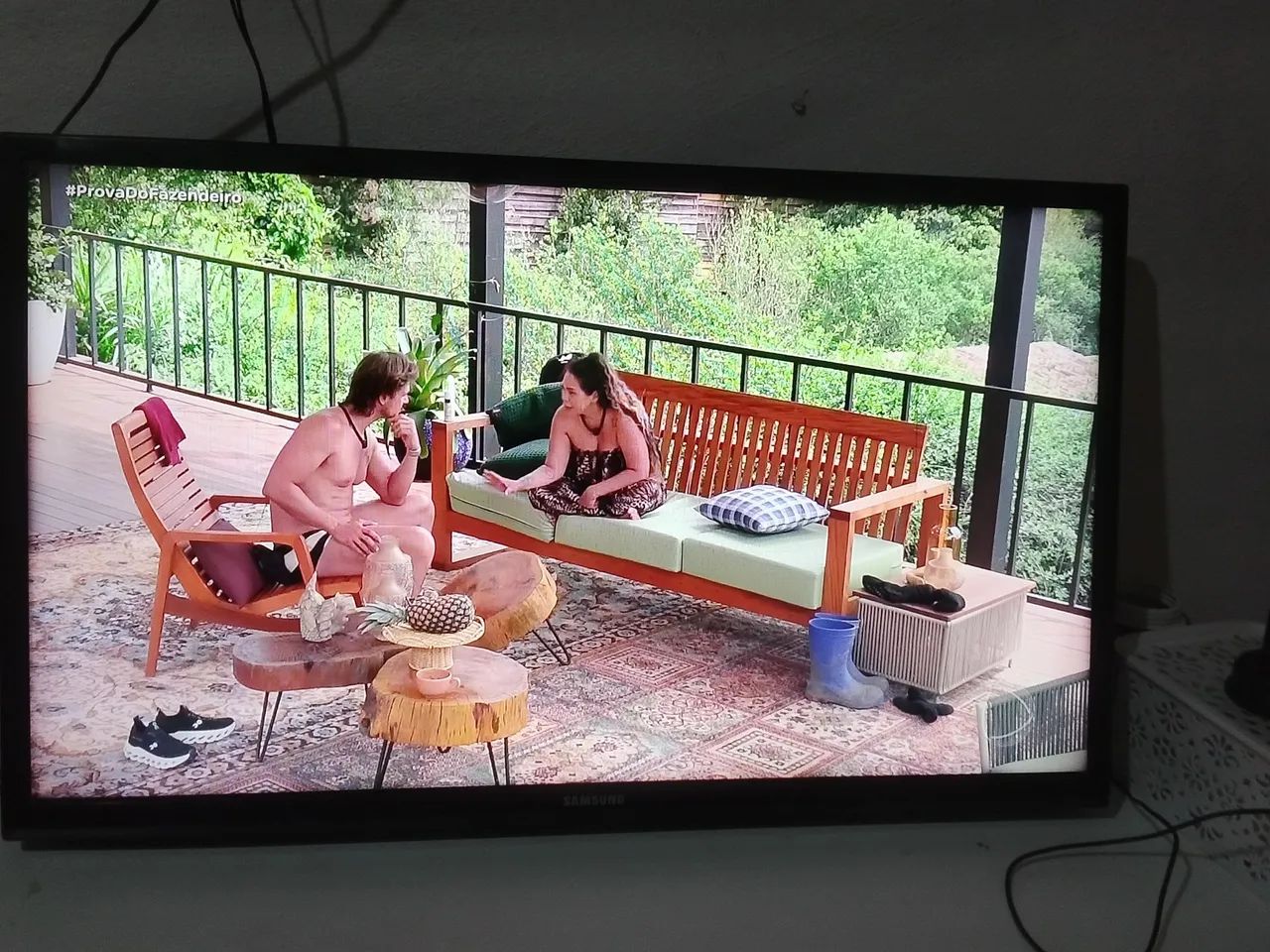 Vende uma tv Samsung 32 polegadas não e smart  tô vendendo pq comprei outra.. - Foto 2