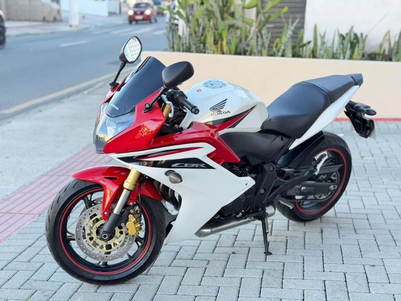  Honda Cbr 600f 2013 - Foto 5