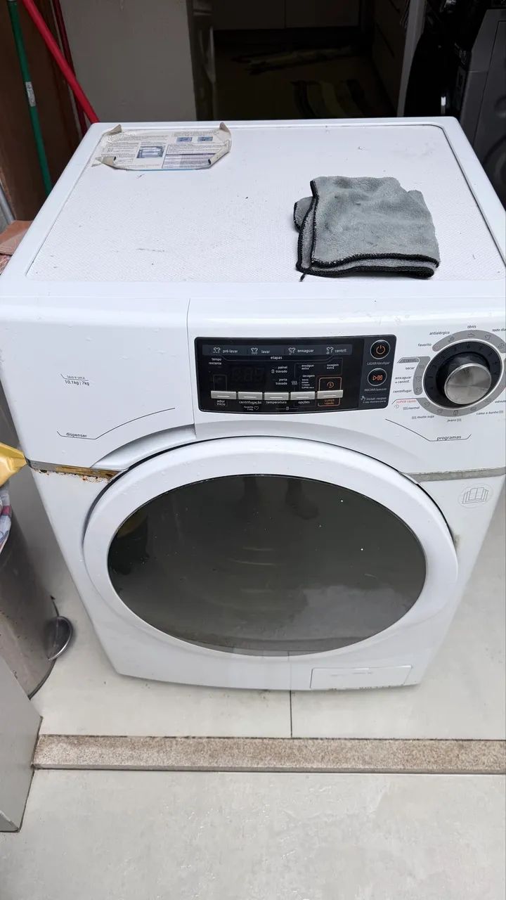 Máquina de lava e seca Midea com erro E52