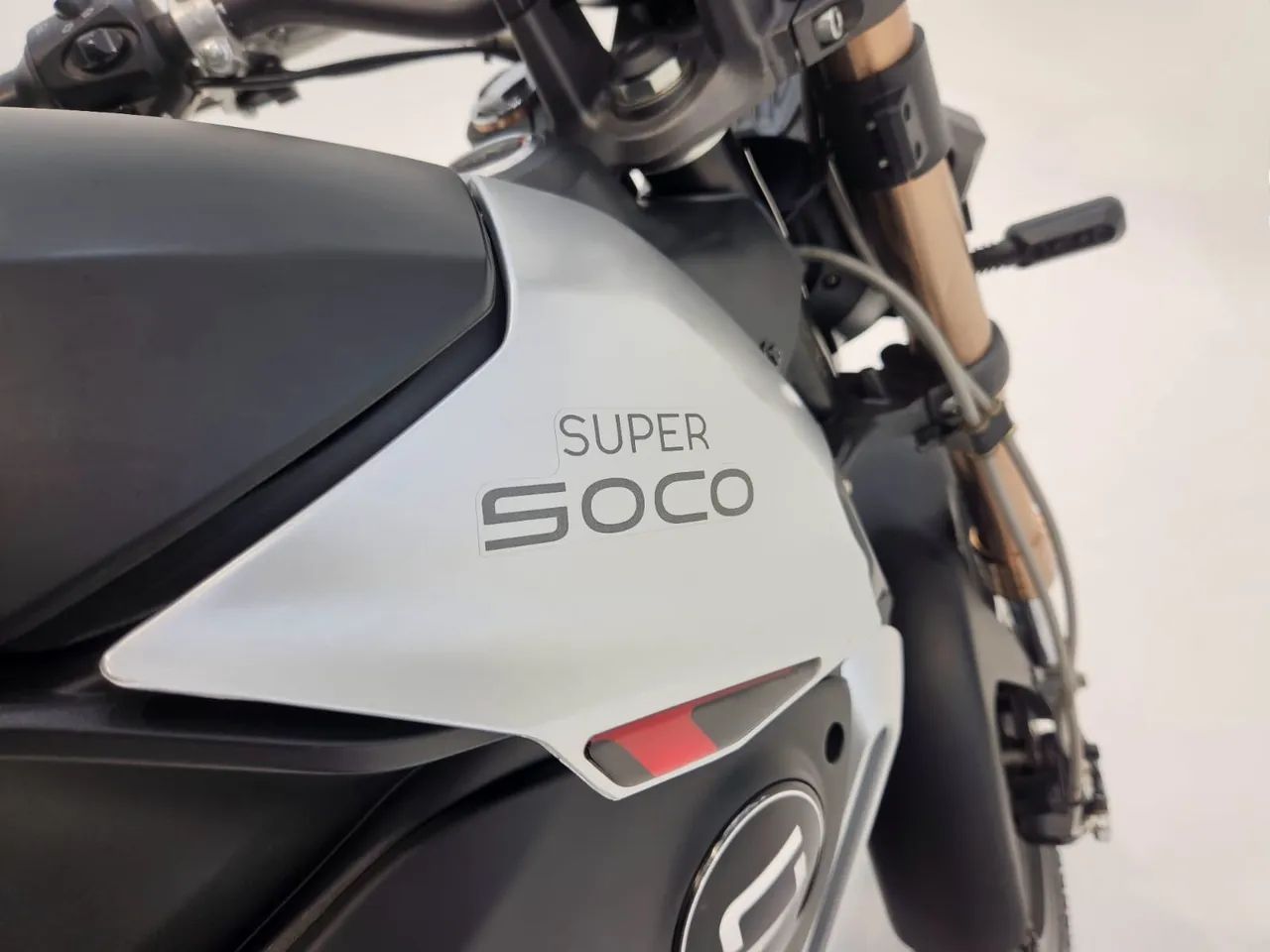 Super Soco TC Max 5000W (Elétrica) - Foto 4