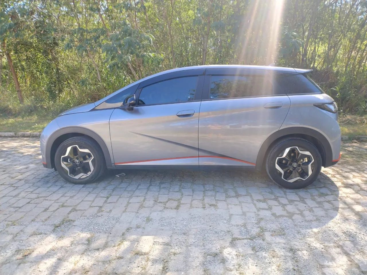 BYD Dolphin EV (Elétrico) 2026
