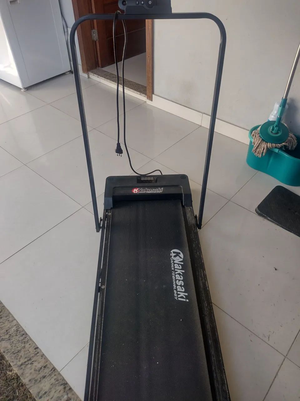 vende-se esteira ergométrica  - Foto 3