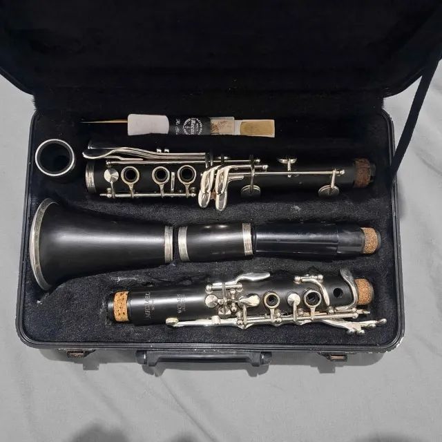 Clarinete Sib