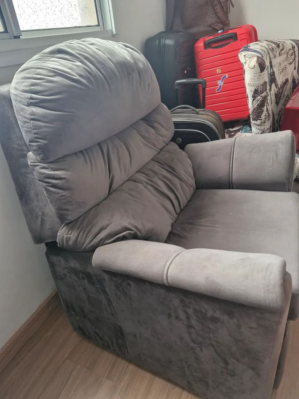 Poltrona do Papai Reclinável Cinza em Suede - Foto 2