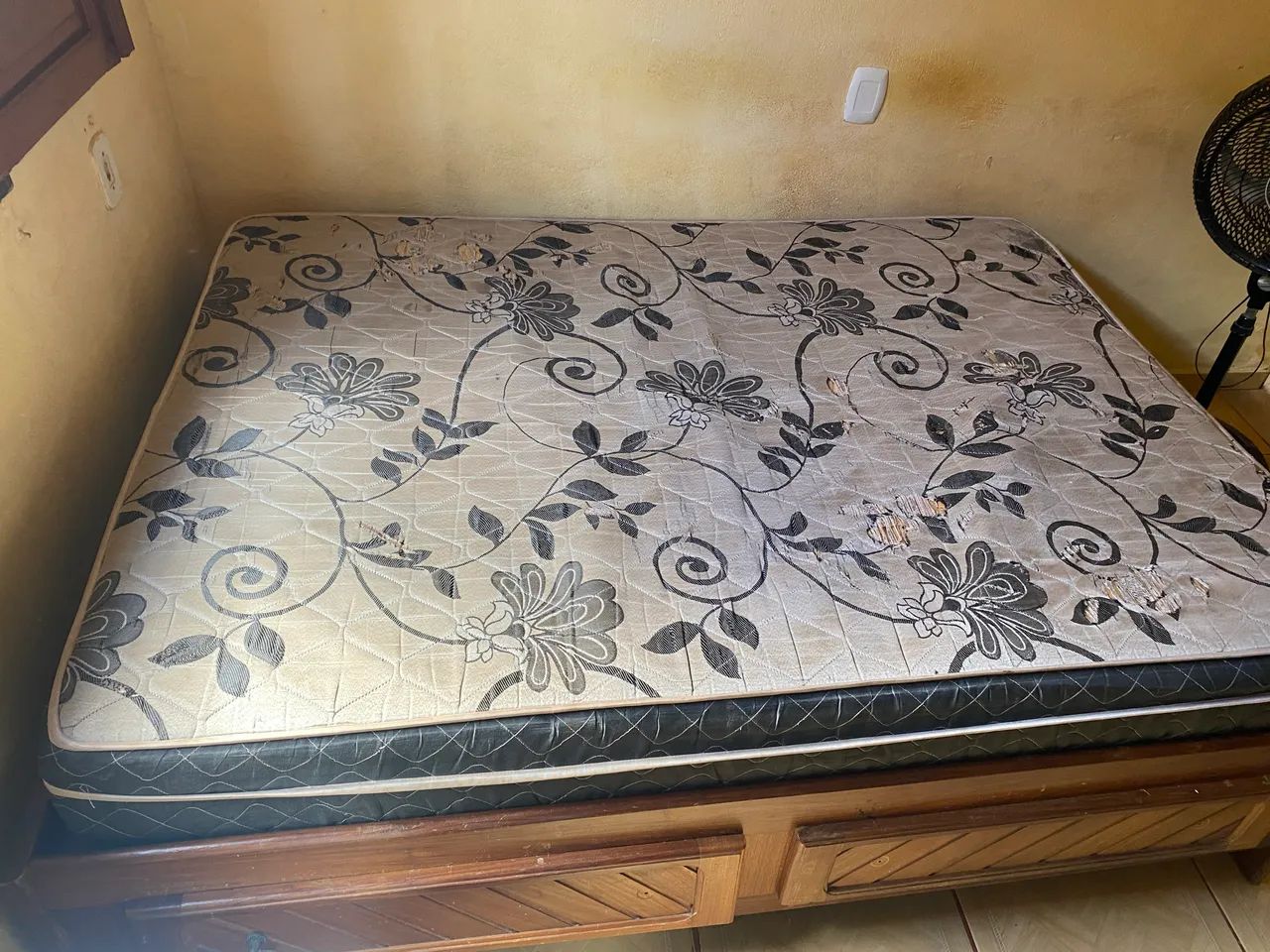 Cama Casal de Madeira - Foto 3