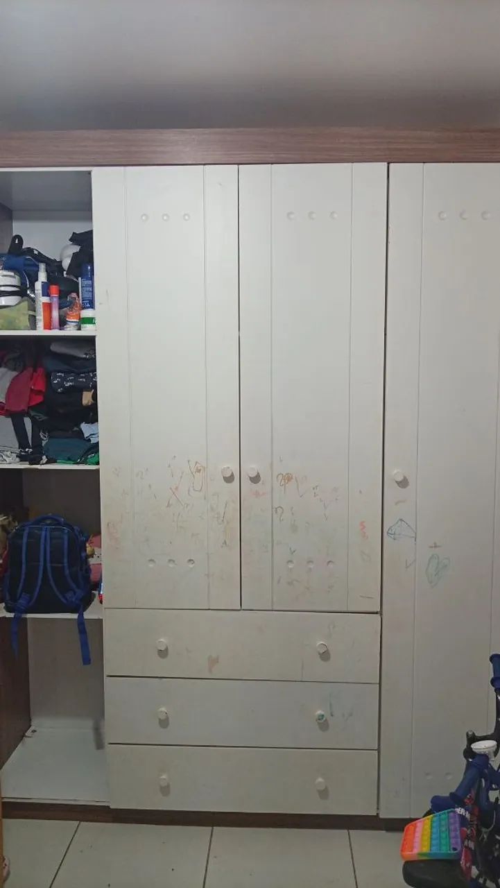 Guarda roupa casal 