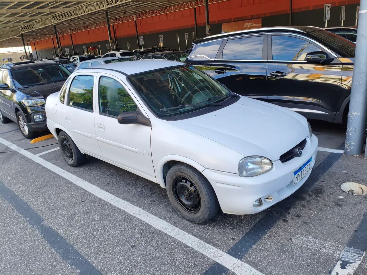 Chevrolet Corsa Corsa Sedan 1.0 MPFI 8V 71cv 4p 2004