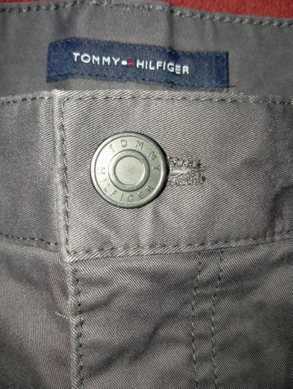 Calça de Sarja Cinza Tommy Hilfiger - Foto 4