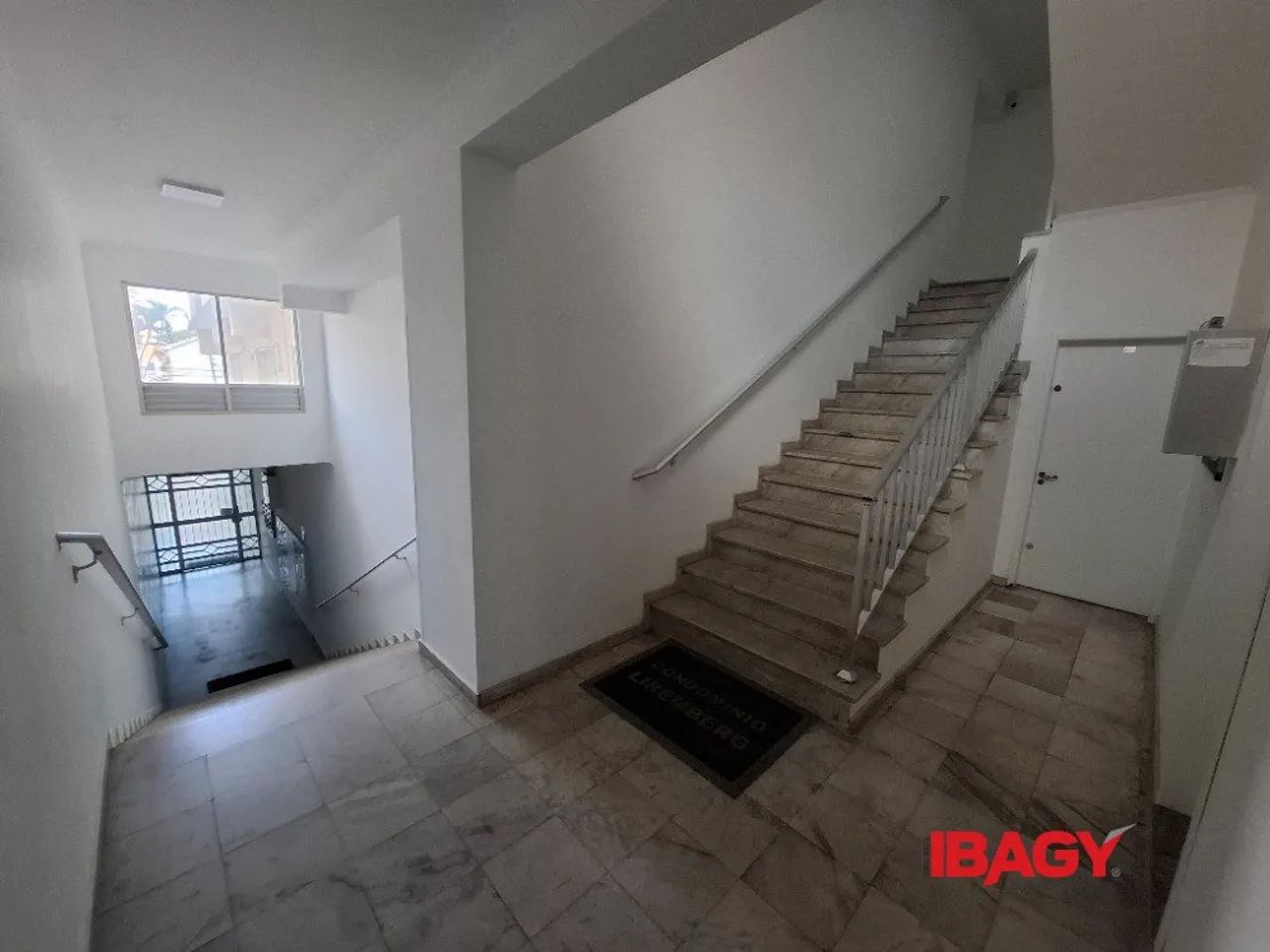 Excelente Apartamento 4 dormitório(s) em Balneário - Florianópolis - Foto 3