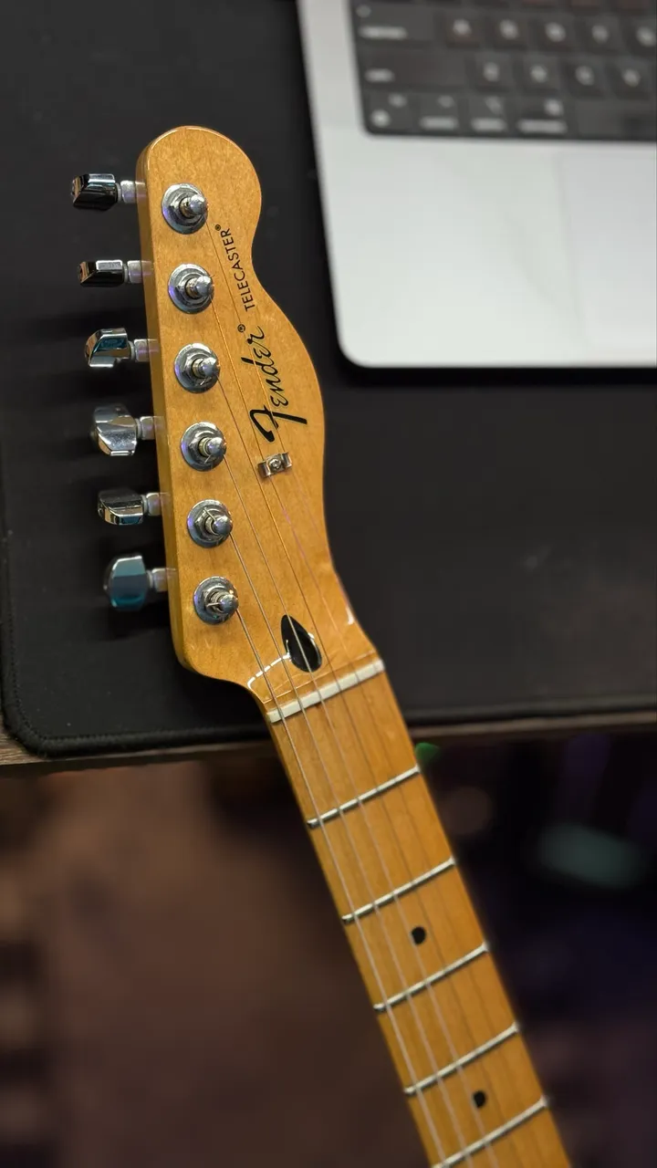 Guitarra Fender Telecaster Nashville Deluxe Series Mexicana