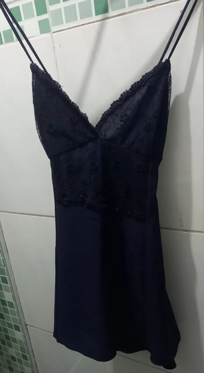 Vestido Azul Marinho com Renda Florida