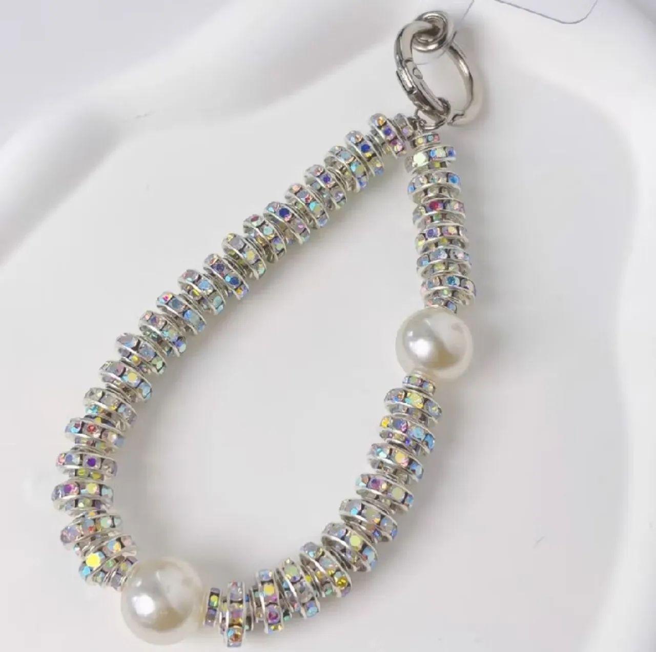 Pulseira/chaveiro luxo com strass e pérola para capa celular  - Foto 3