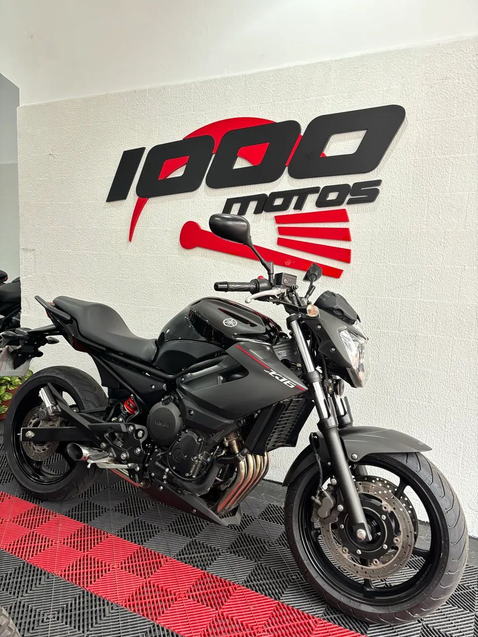 YAMAHA XJ6 N  - Foto 2