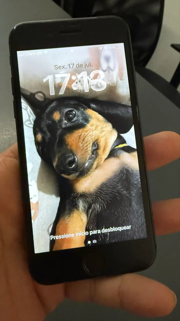 iPhone SE (2ª Geração) de 64 GB na cor preta