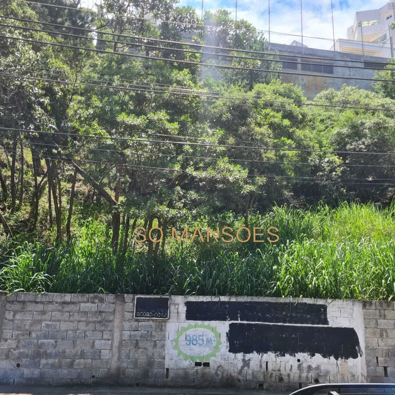 EXCELENTE LOTE DE 985m² À VENDA NO MANGABEIRAS