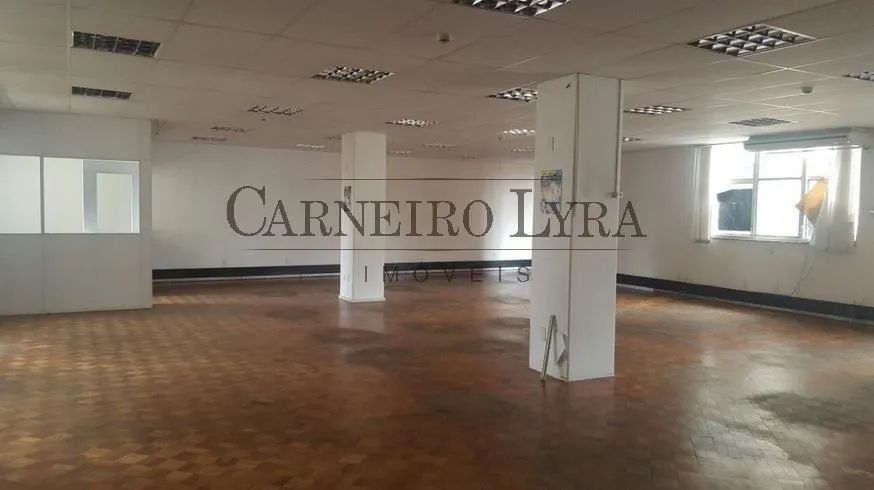 Conjunto à venda e para aluguel com 212m² na Praça da República. - Foto 2