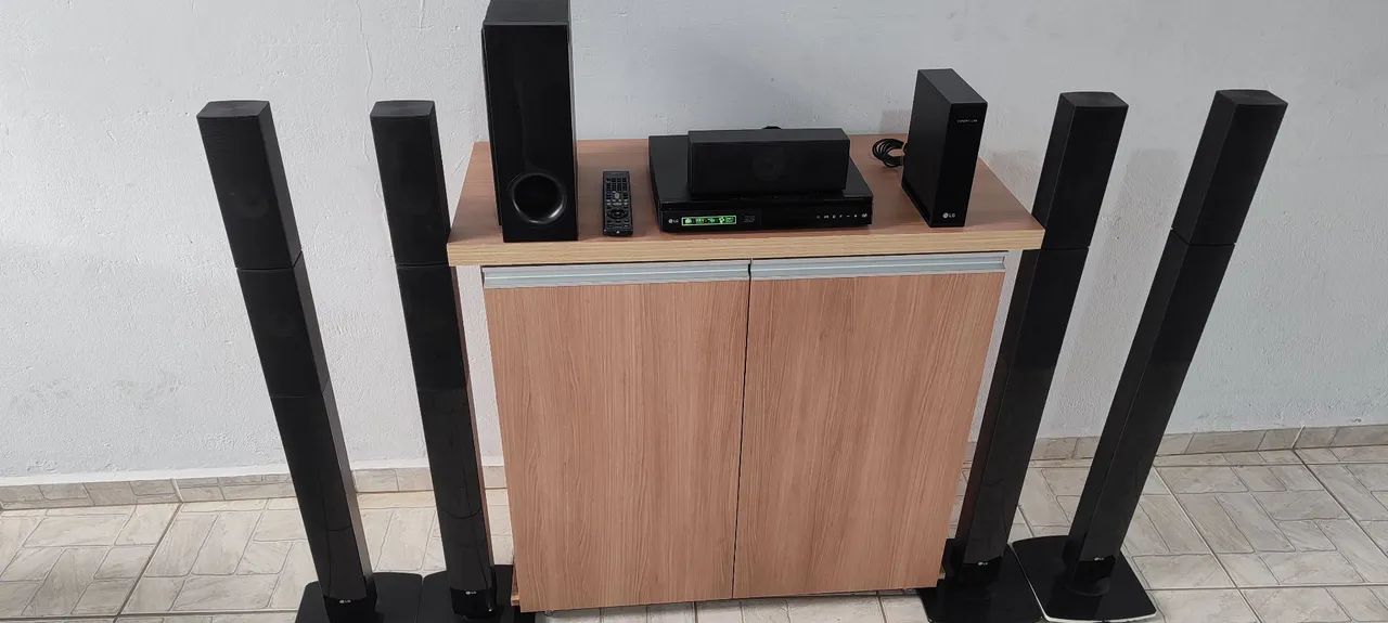 Home Theater LG BLUETOOTH 1000 Watts RMS 