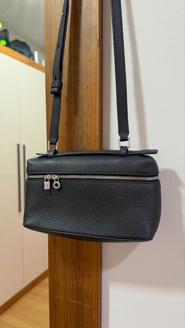 Bolsa Loro Piana extra pocket preta  - Foto 3