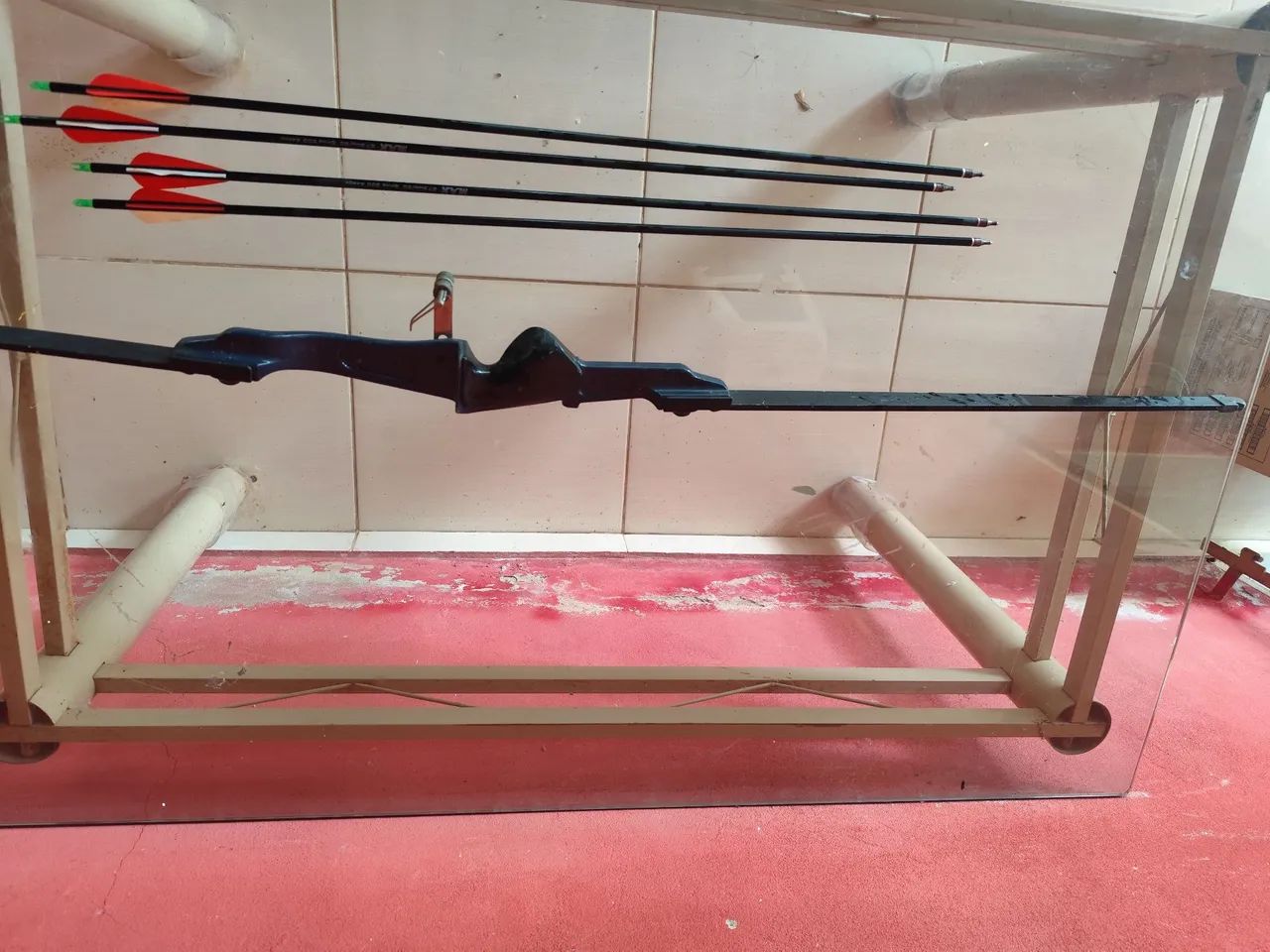 Arco e flecha recurvo bem conservado - Foto 5