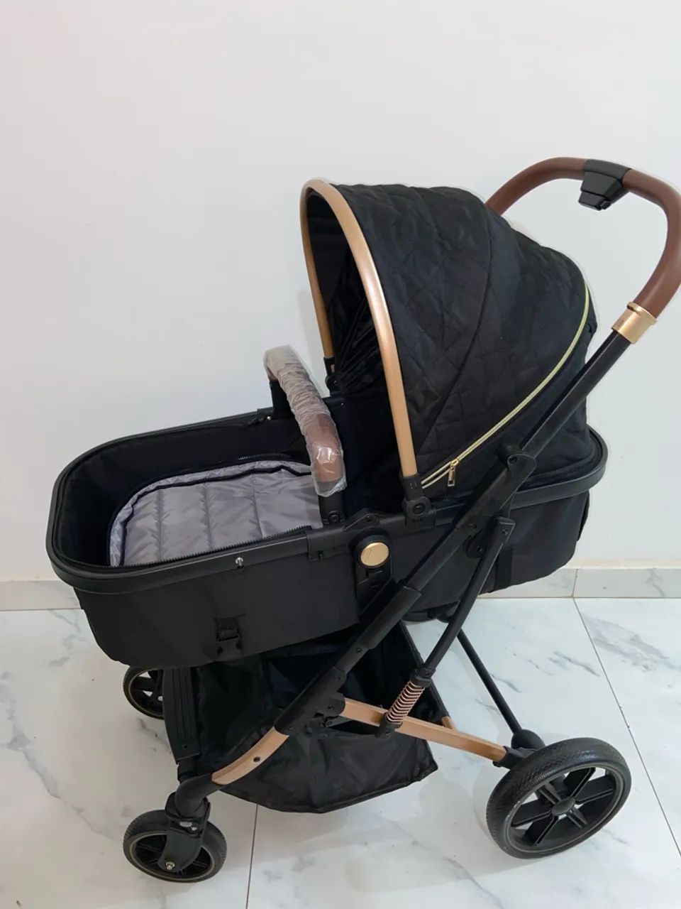 Carrinho de bebê com Moisés - Foto 2