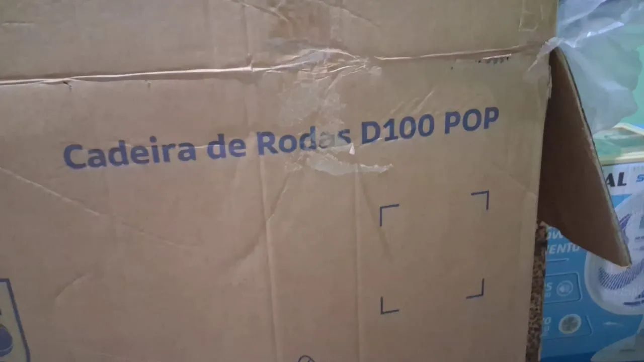 Cadeira de rodas nova - Foto 3