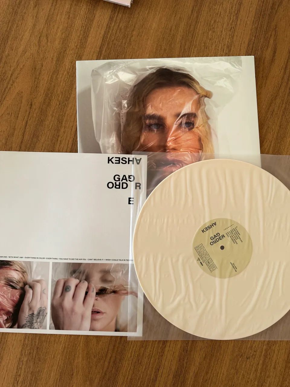 Kesha - Gag Order - Foto 3