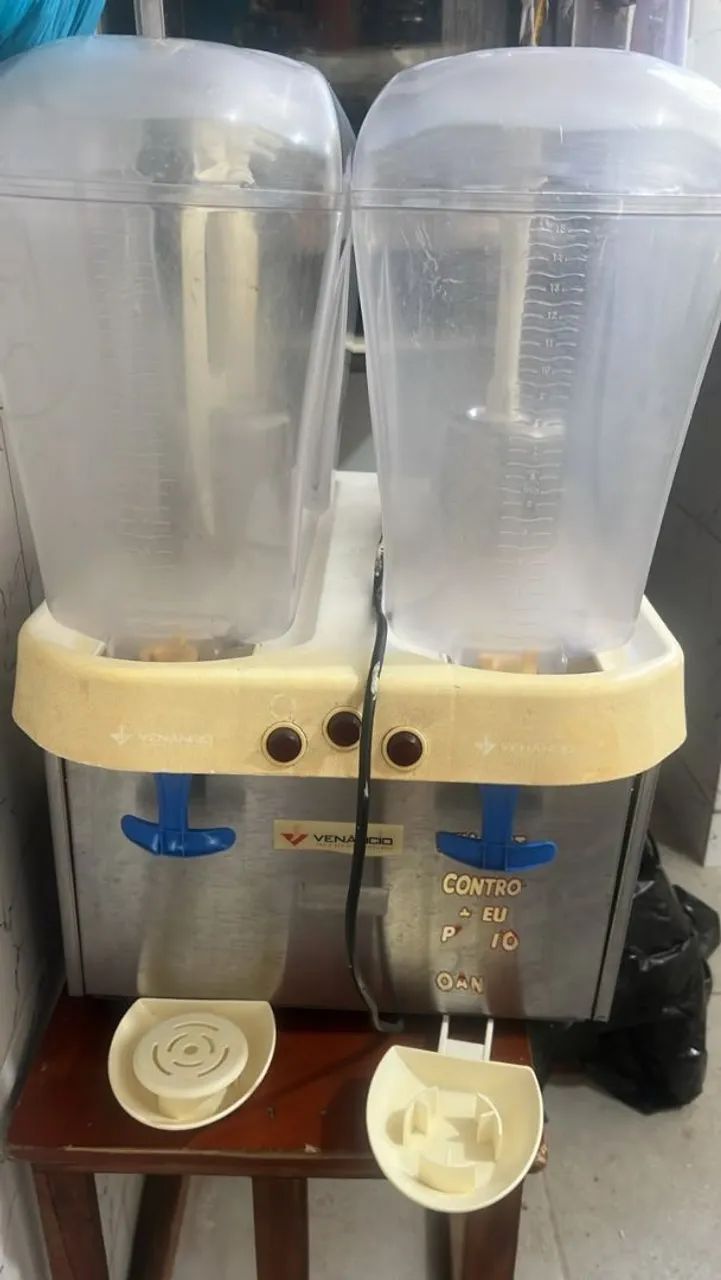refresqueira profissional de duas cubas da marca Venâncio - Foto 2