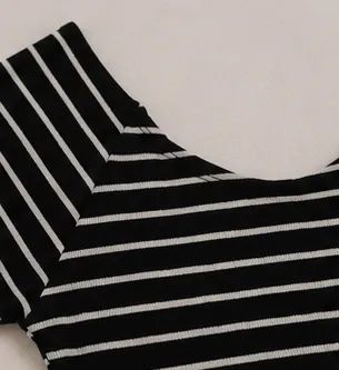 Blusa Cropped Listrada - Foto 3