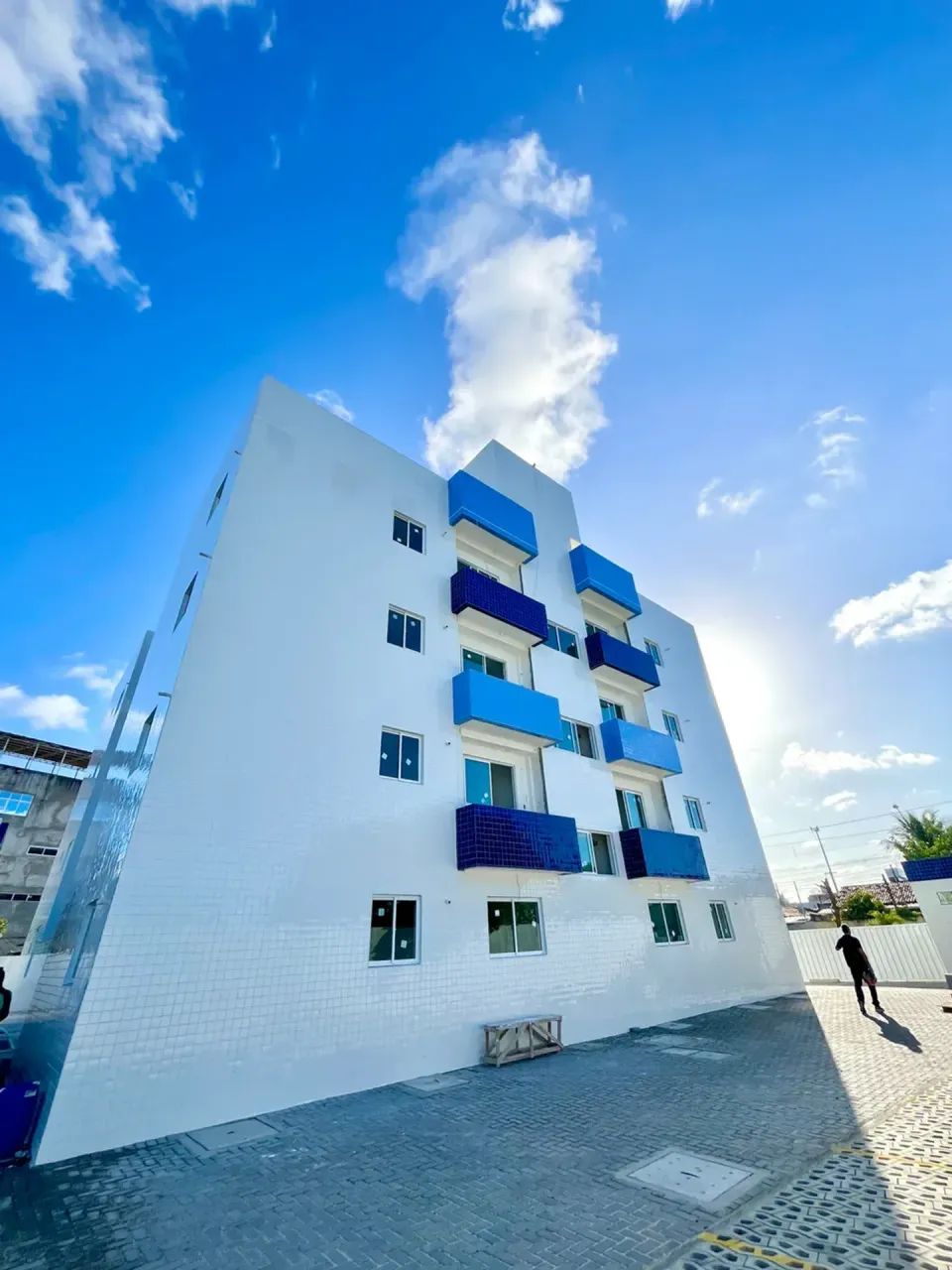 DISPONIVEIS NO VALENTINA COM VARANDA PROXIMOD E TUDO - Foto 2