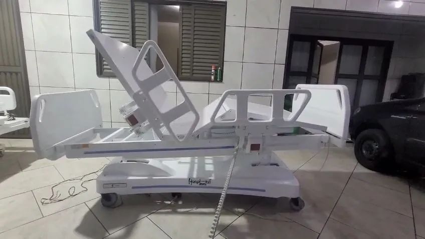 Cama Hospitalar Elétrica Motorizada Completa + Colchão | Semi Nova - Foto 4
