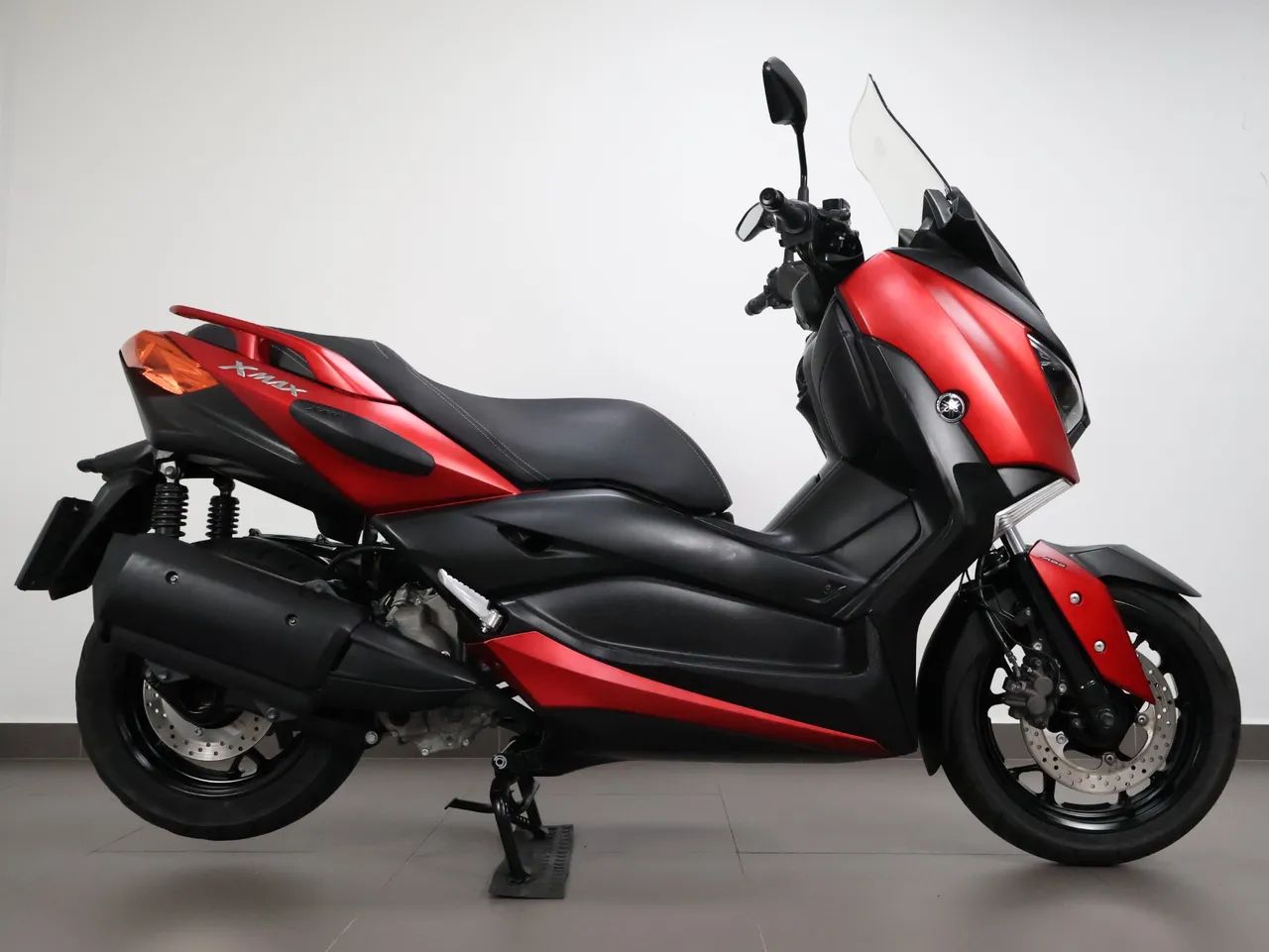 YAMAHA XMAX ABS