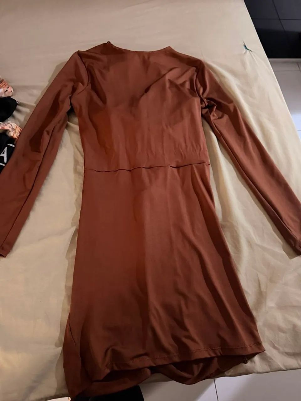 VESTIDO MARROM P - Foto 2