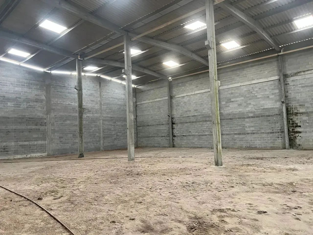 GALPÃO COMERCIAL NA AVENIDA DO CLIMA BOM - Foto 5