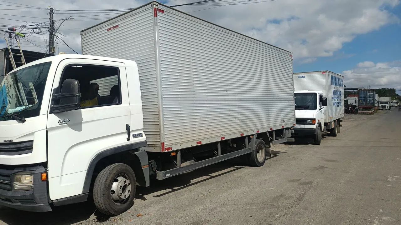 Serviço  transporte e viagem 