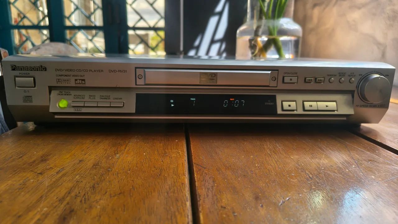 PANASONIC CD PLAYER/MP3/VIDEO CD/ DVD - RV31. JAPONÊS. - Foto 3