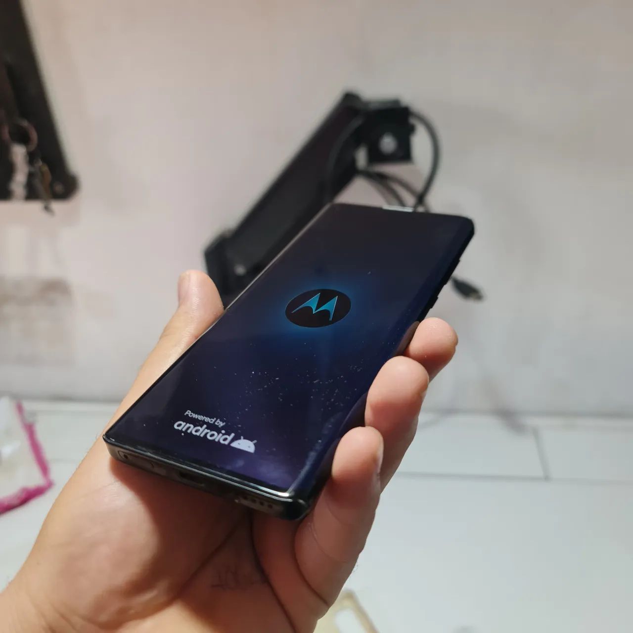 Motorola Edge Plus 2020 - Foto 3