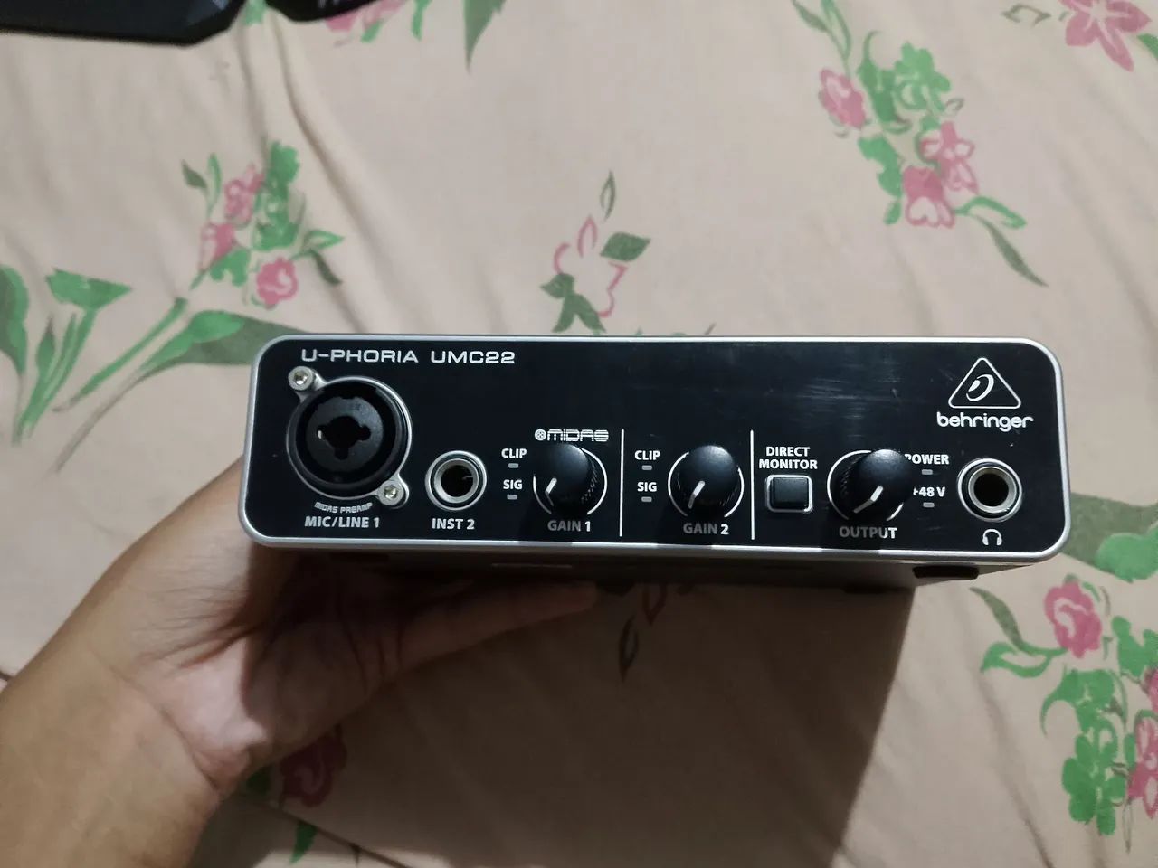 Interface de áudio Behringer Umc22 + Bm800 + Acessórios 