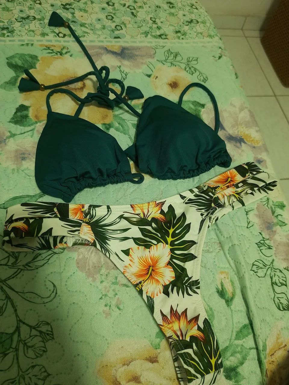 Biquini verde