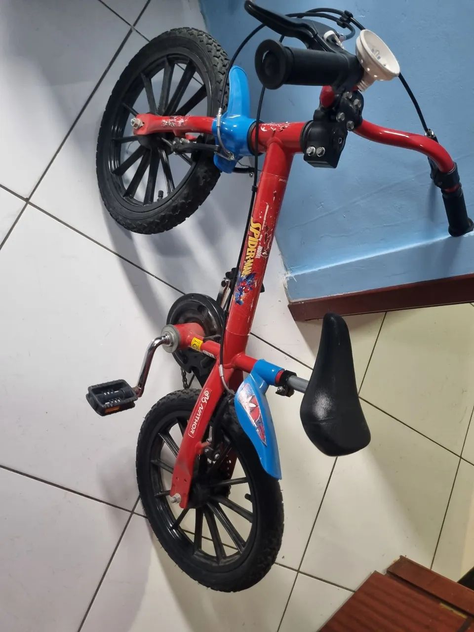 Bicicleta homem aranha  - Foto 4