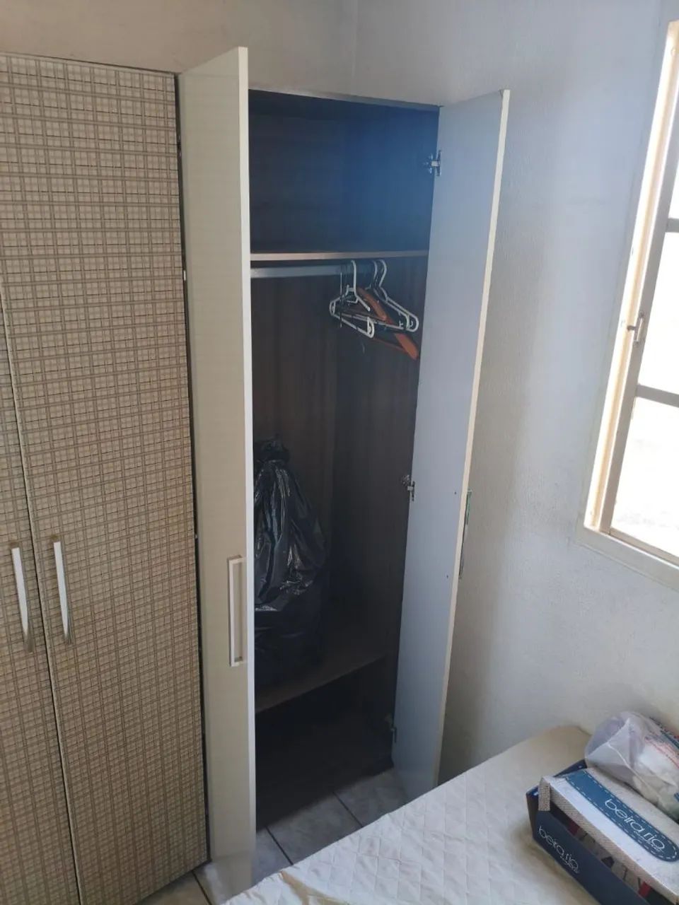 Guarda roupa casal 