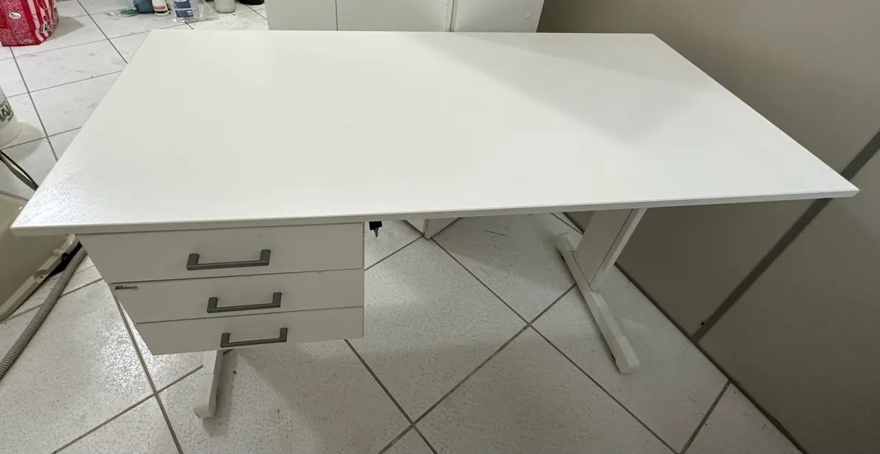 Escrivaninha branca - Foto 3