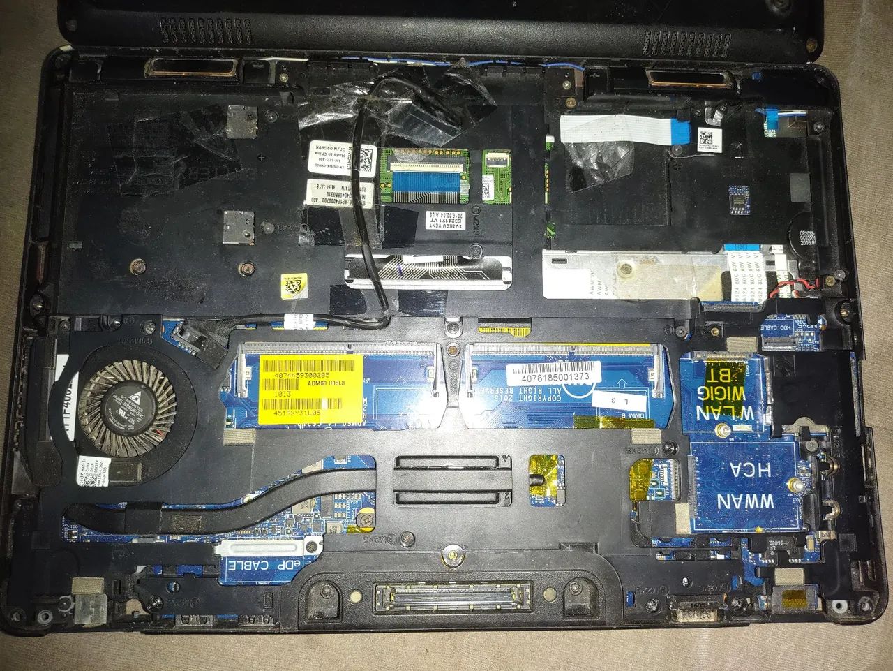 Carcaça e placa mãe notebook Dell latitude e5270 funcionando perfeitamente 