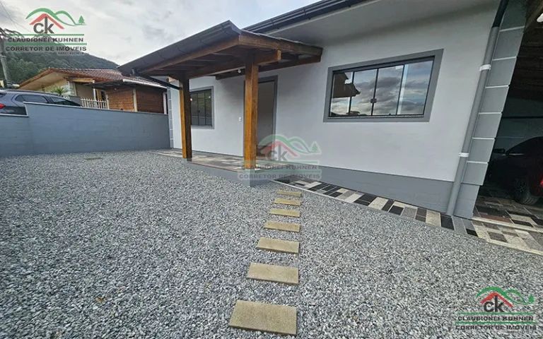 Casa nova de alvenaria em Águas Mornas - Foto 2