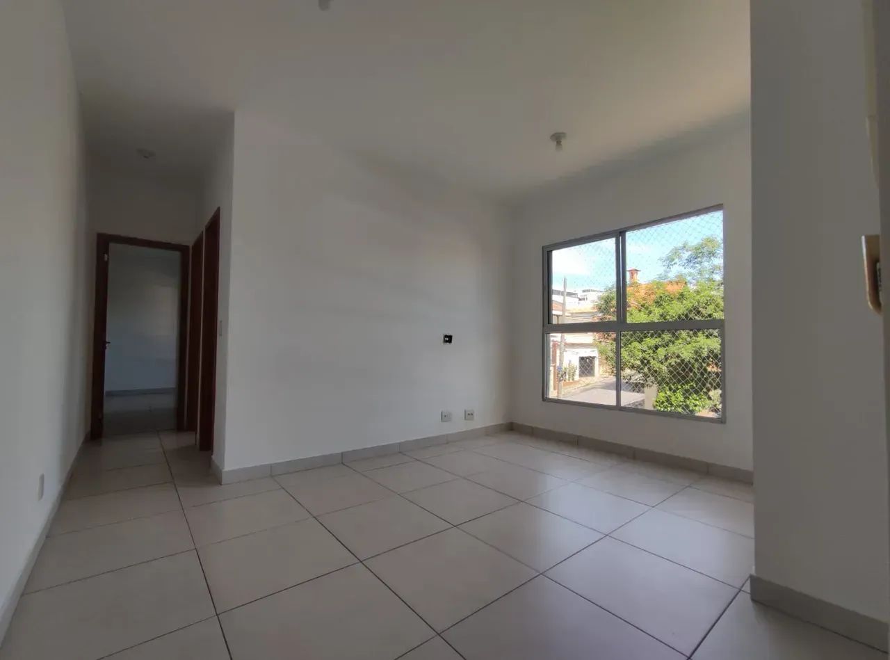Lindo apartamento com 2 quartos e 2 vagas no Copacabana!!! - Foto 3