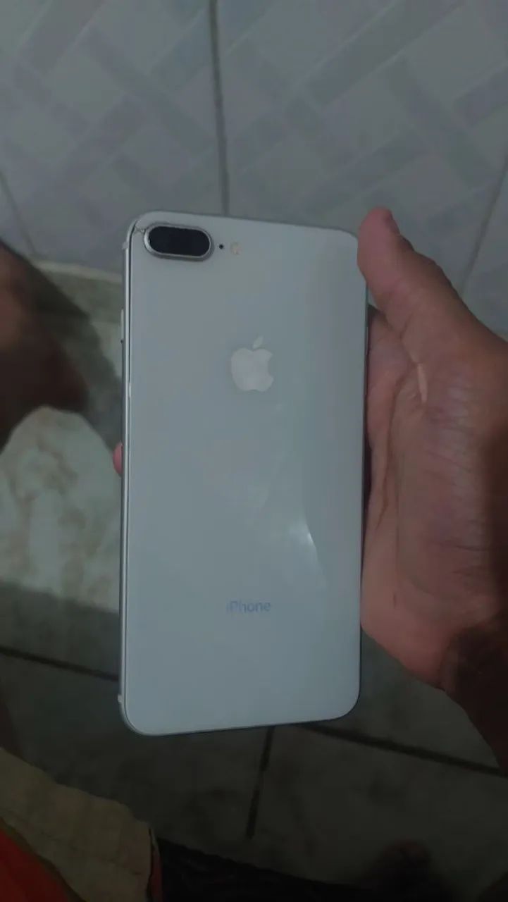 Iphone 8 Plus pra sair rapido - Foto 3