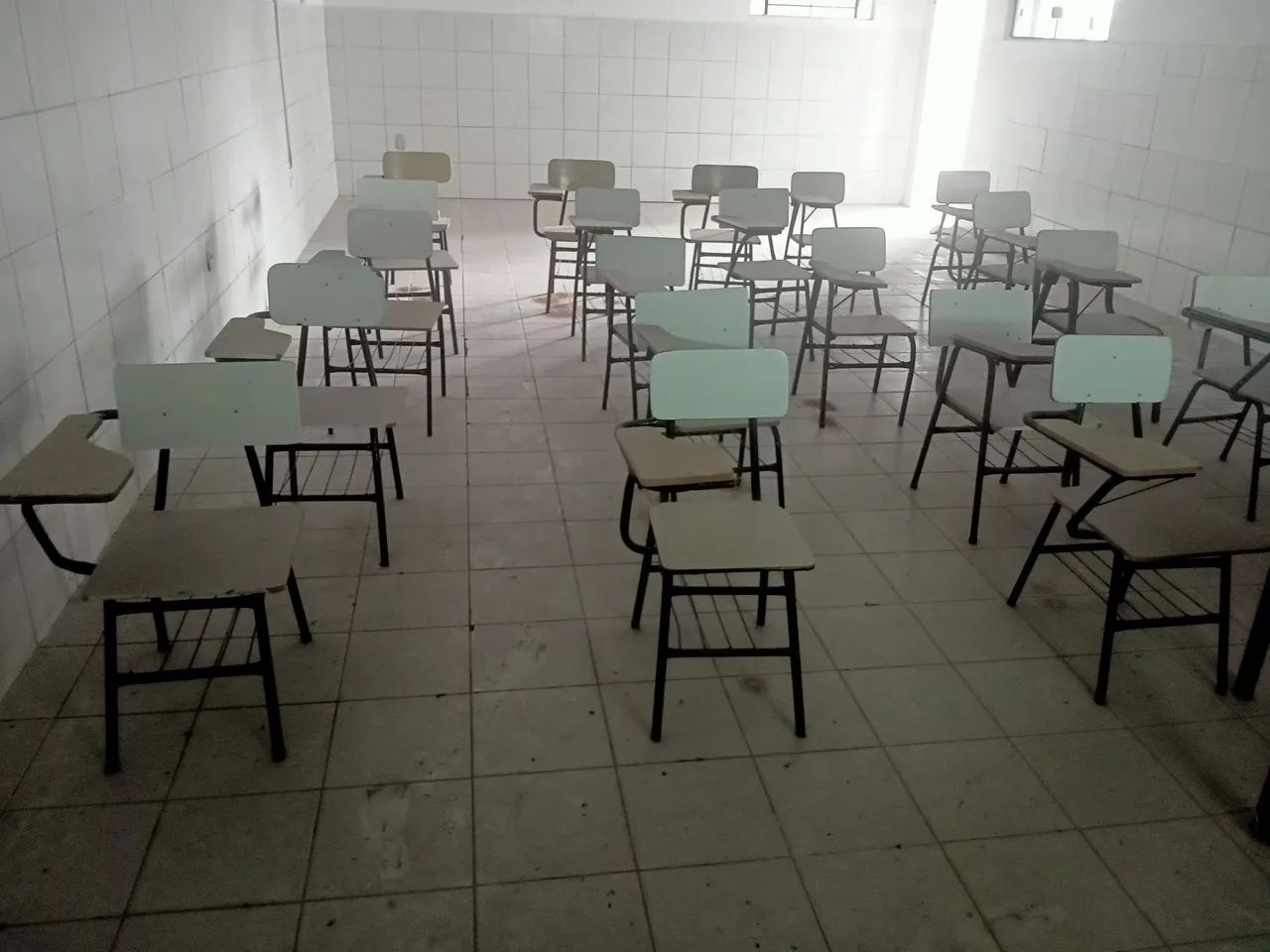 Cadeiras escolar 
