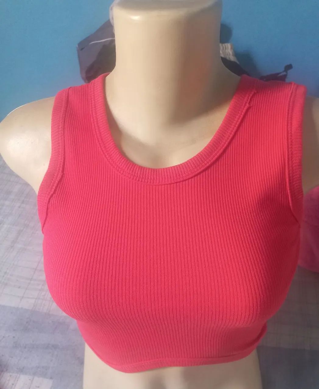 Vendendo um lote de cropped 