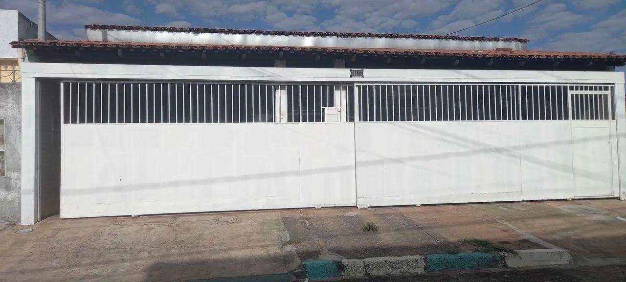 Casa na Qnm 26