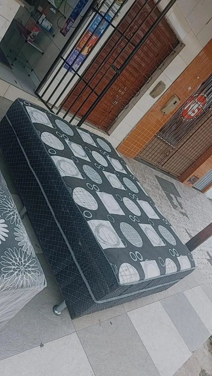 Cama de Casal Novo com Design Moderno