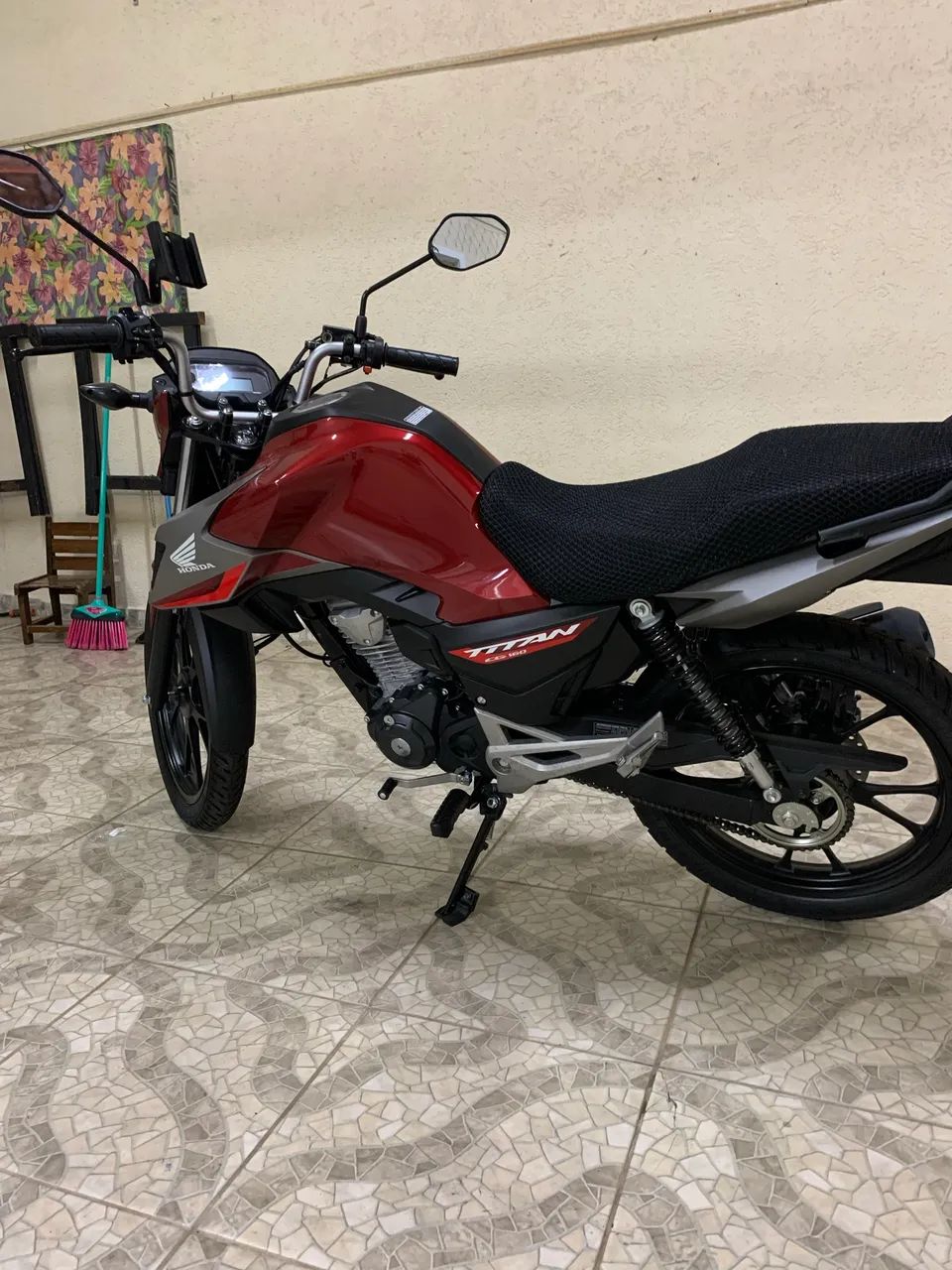 Titan 2026/2026 com 5 km zerada - Foto 3